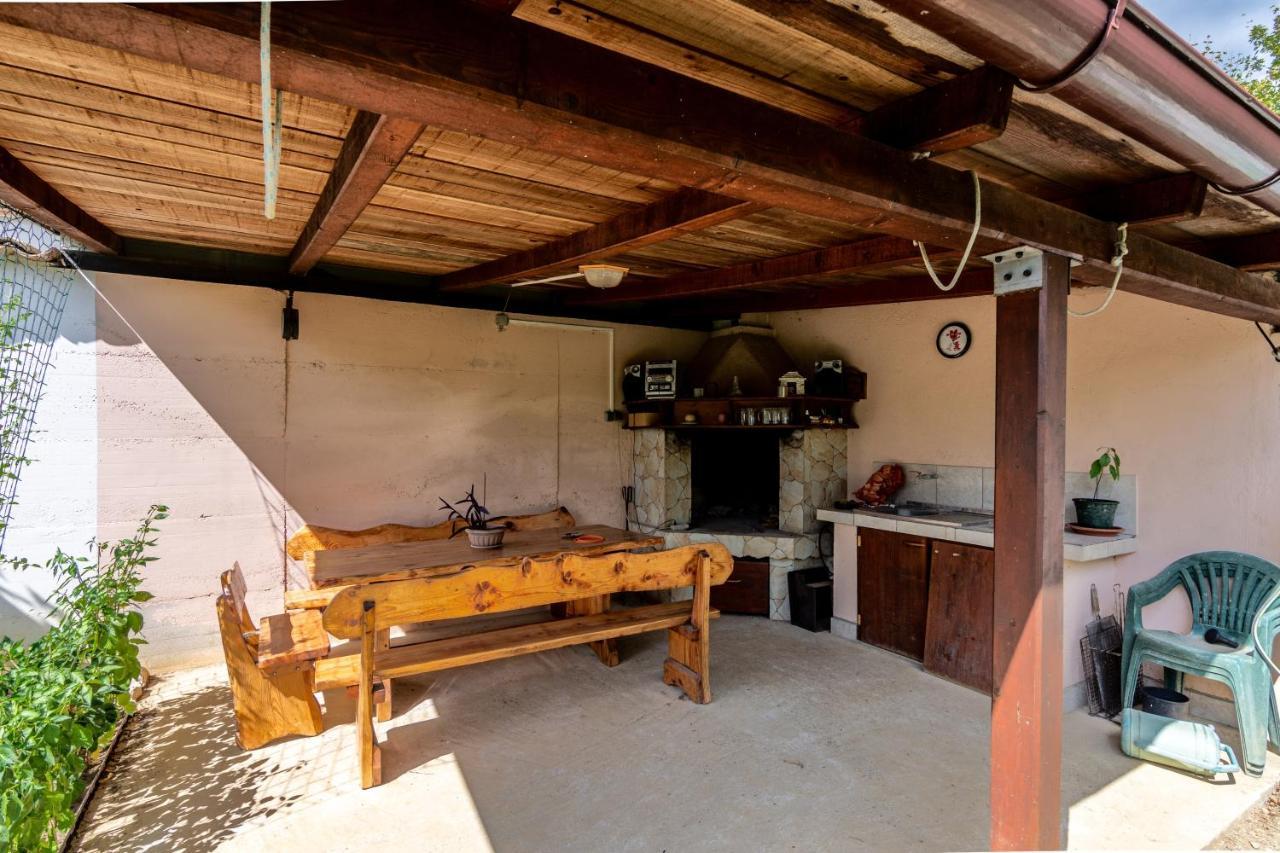Apartment Buzet 17562A ภายนอก รูปภาพ